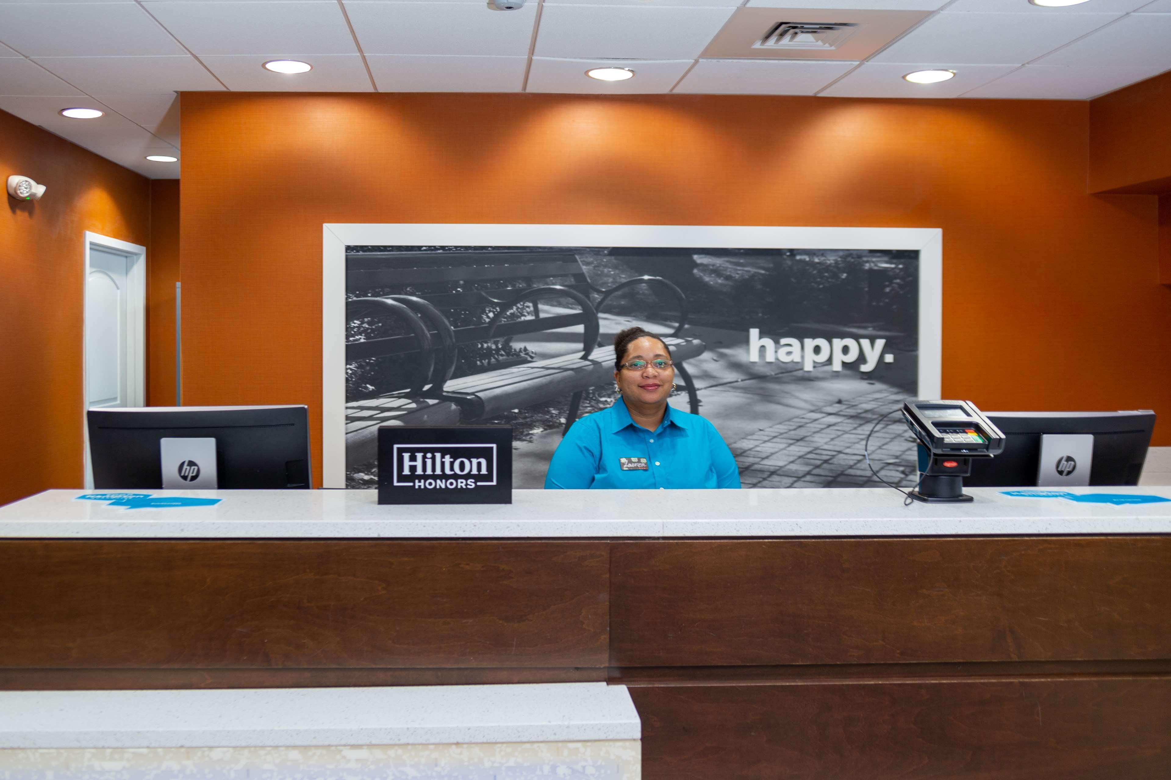 Hampton Inn Columbia I-26/Harbison Blvd Eksteriør billede