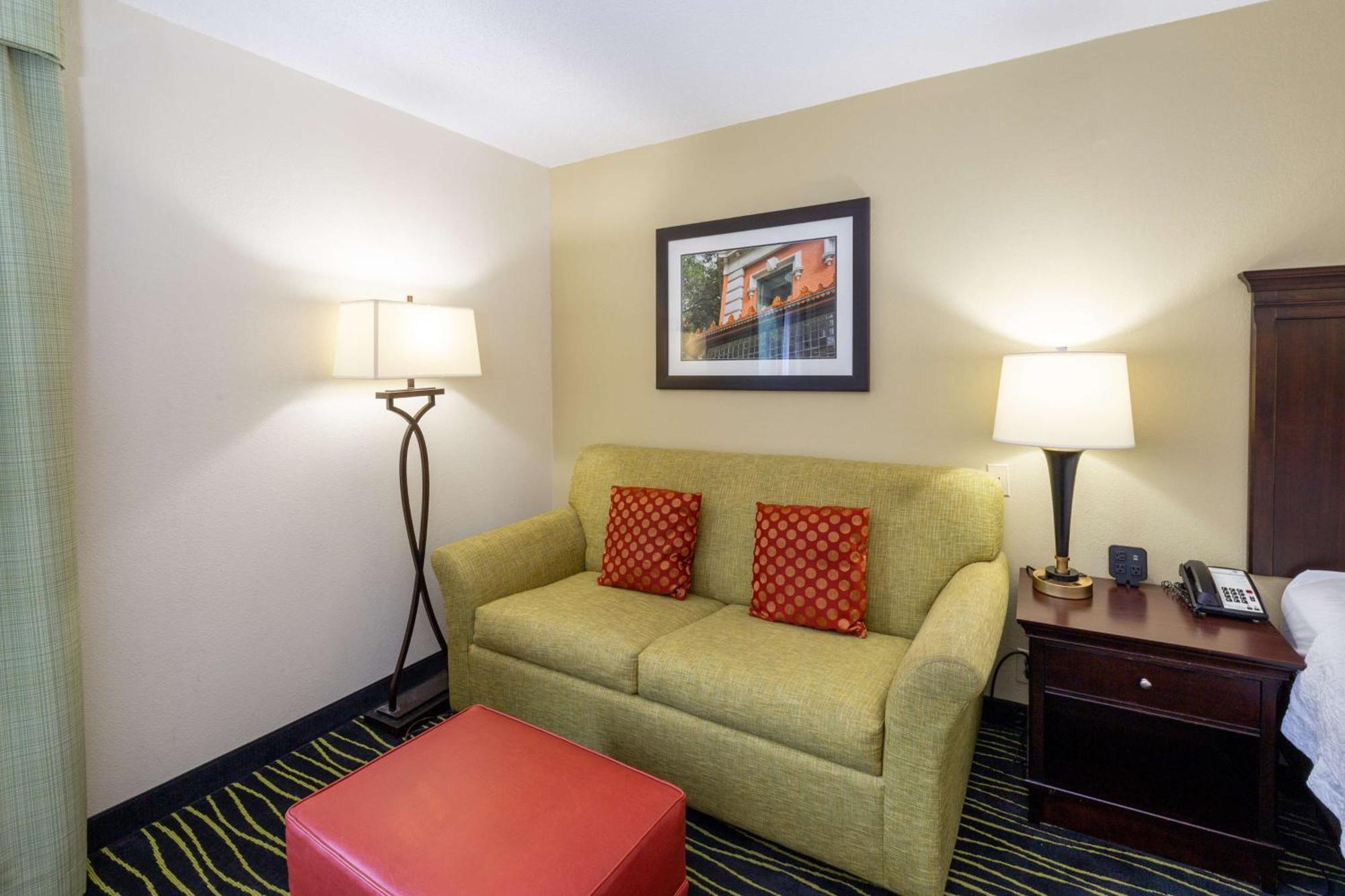 Hampton Inn Columbia I-26/Harbison Blvd Eksteriør billede